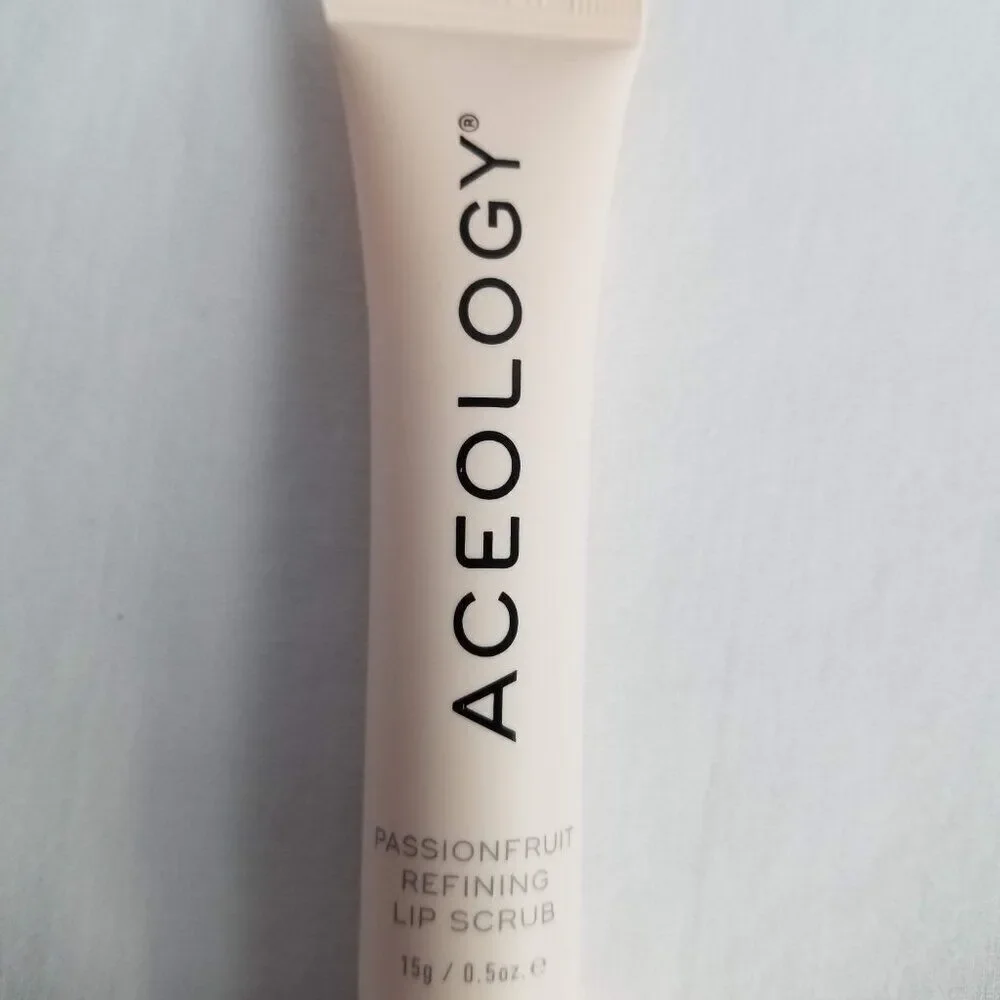 Aceology - Passionfruit Refining Lip Scrub